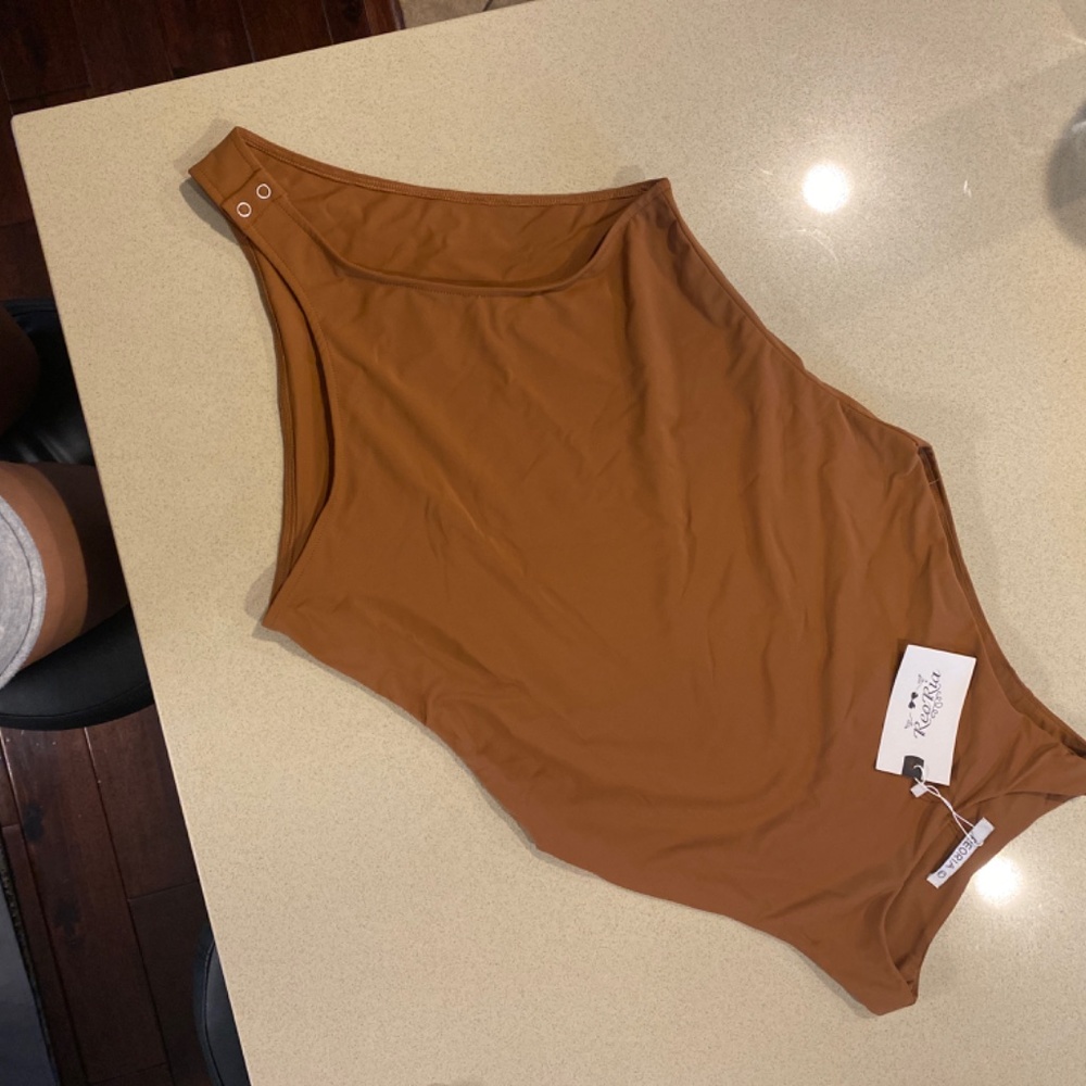 Bodysuit - Picture 2 of 3